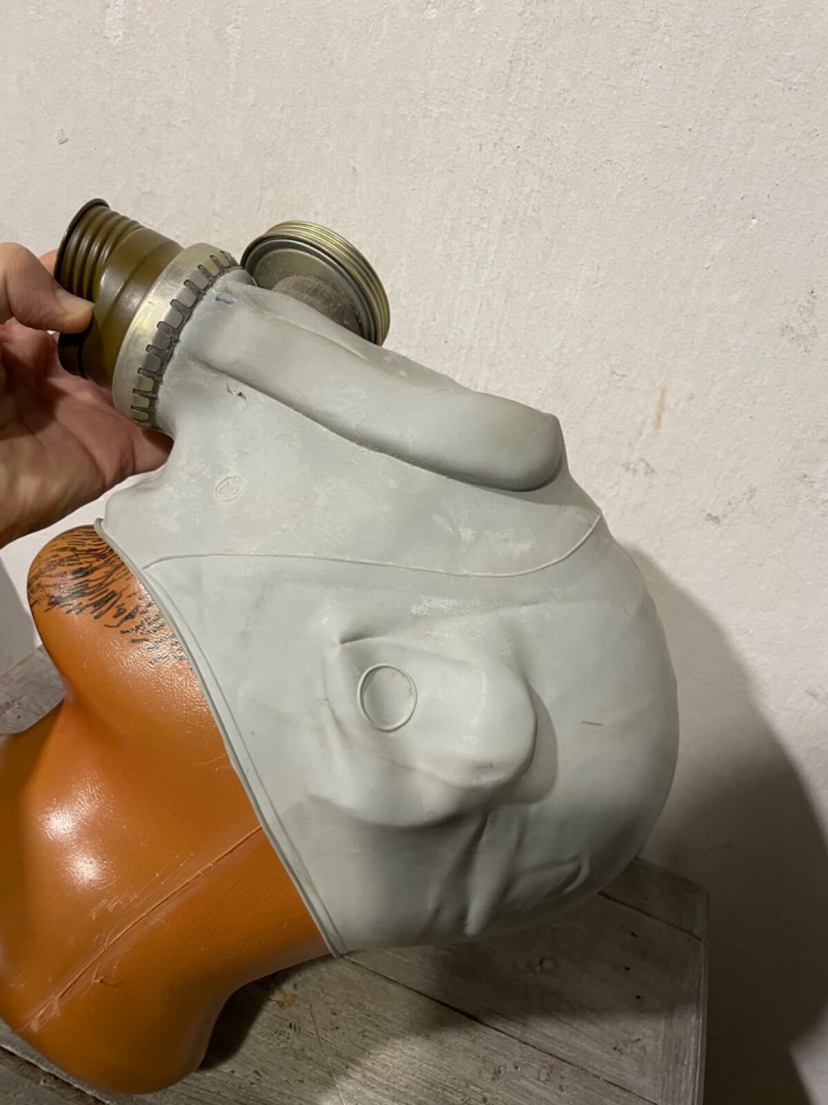 Rus Army Gas mask 1980 VNTG item thumbnail 5