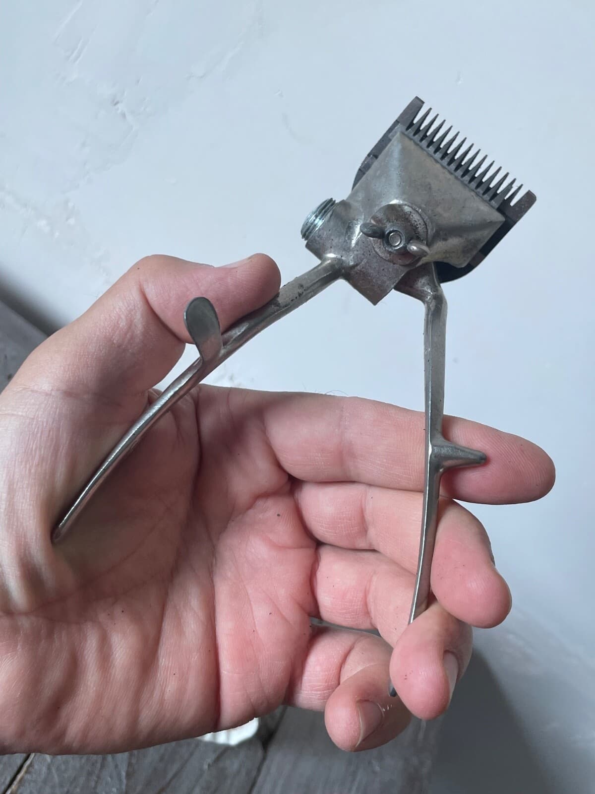 Rus Army Vintage HAIR CUTTER Razor USSR 1960-s metal in ORIGINAL pouch thumbnail 4