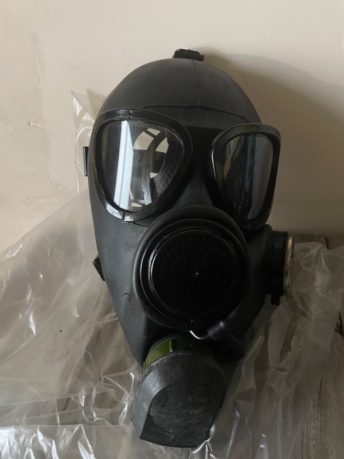 Rus Army Gas mask 1980 VNTG item