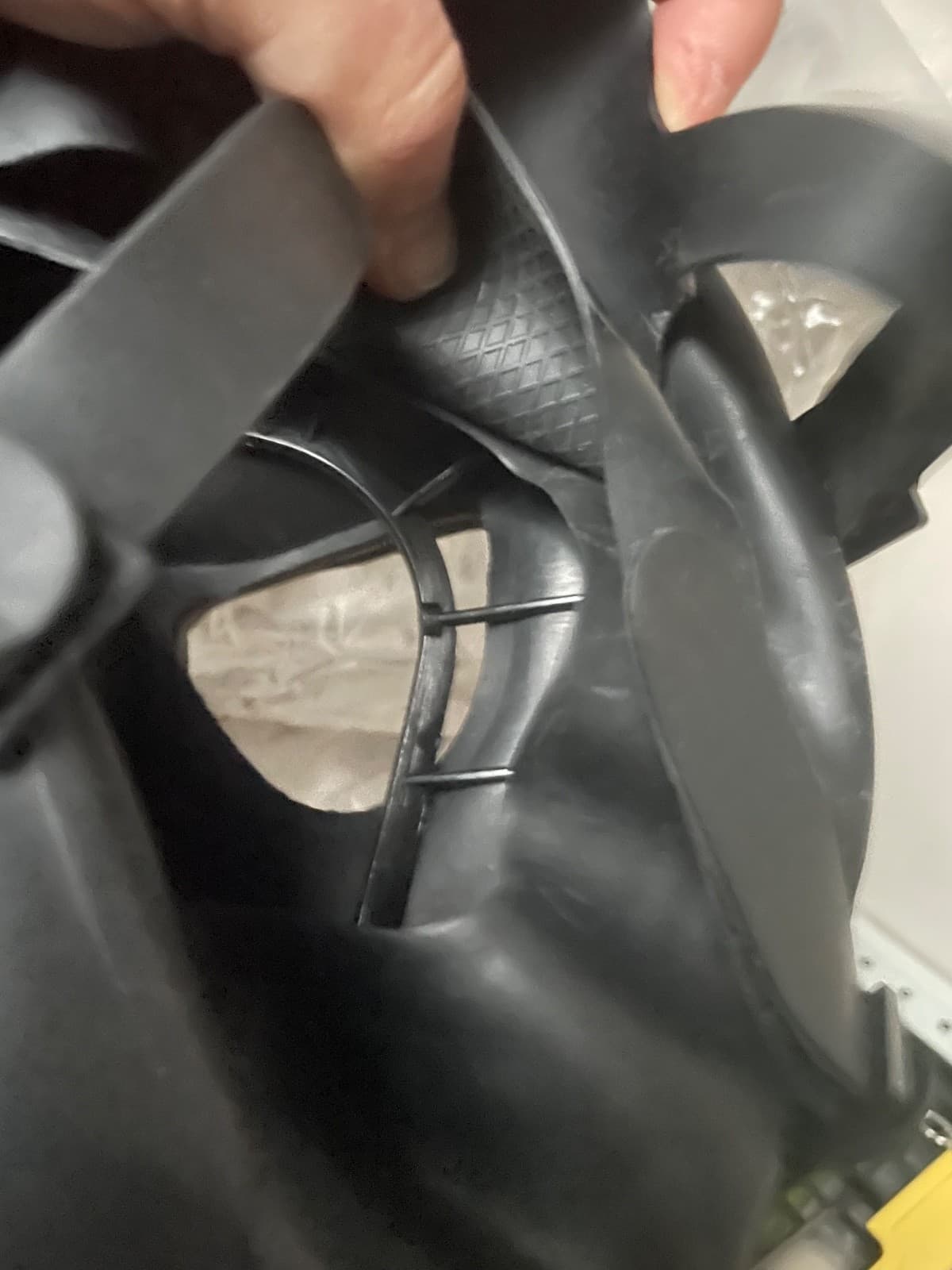 Rus Army Gas mask 1980 VNTG item thumbnail 3