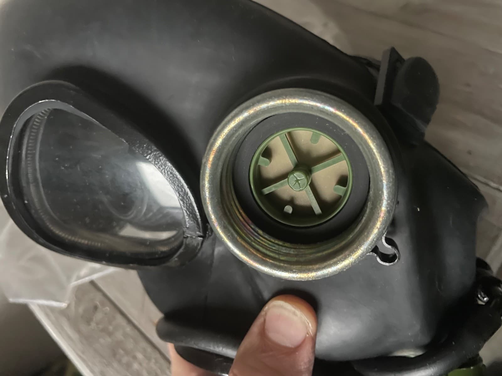Rus Army Gas mask 1980 VNTG item thumbnail 8