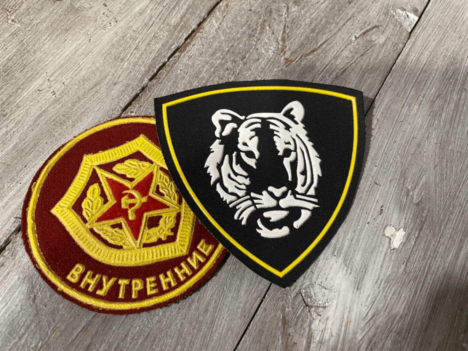 Lot x 2 original sleeve patches Internal Troops spetsnaz 4 Chechen war